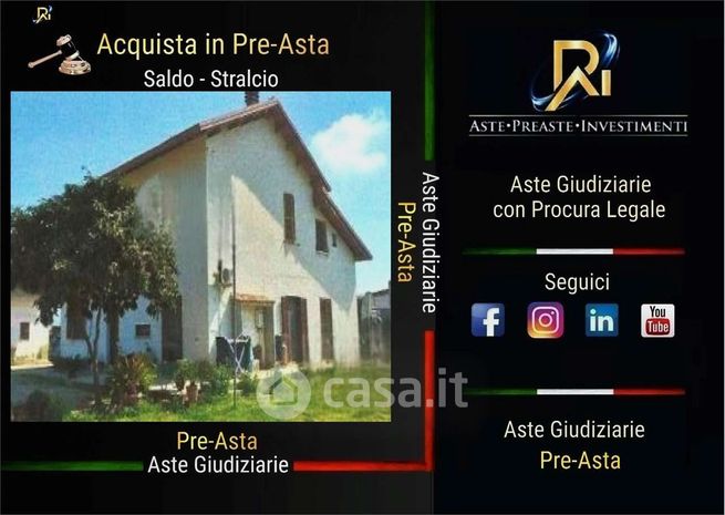 Rustico/casale in residenziale in Via Migliara 46 1/2 DX