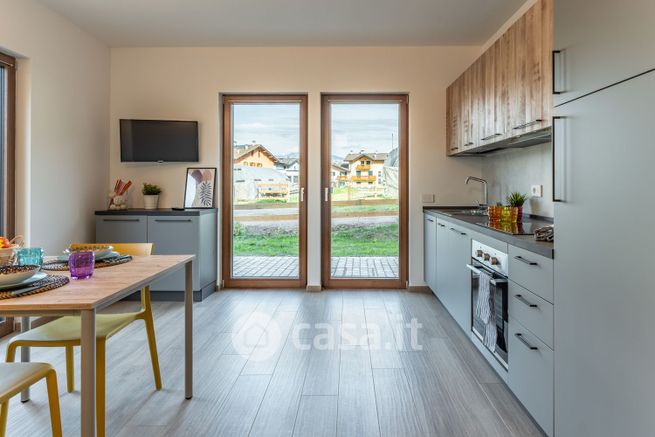 Appartamento in residenziale in Via Spiazzi 37