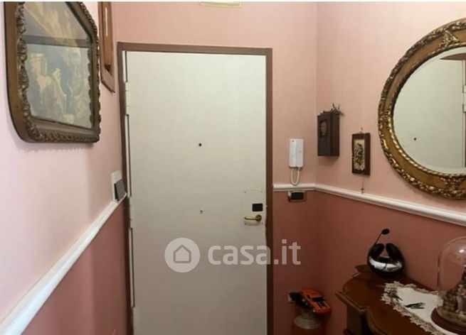 Appartamento in residenziale in Via Salvatore Squillace