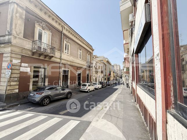 Box/posto auto in residenziale in Via Vecchia Ognina 181