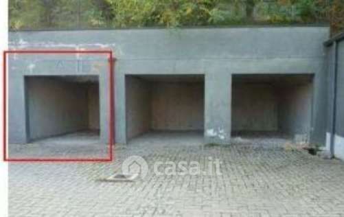 Box/posto auto in residenziale in Strada Gherzi