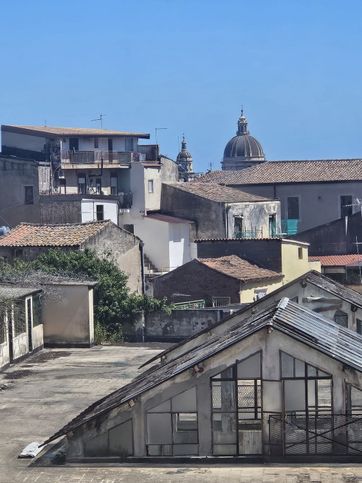 Attico/mansarda in residenziale in Via Santa Maria dell'Aiuto 69