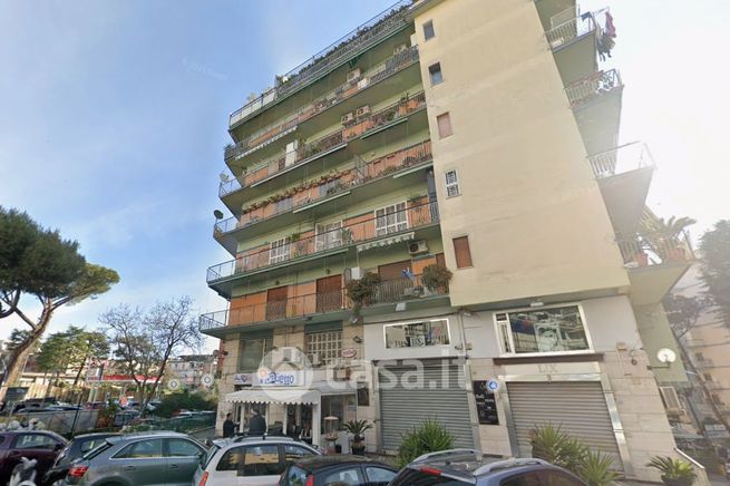 Appartamento in residenziale in Viale dei Pini