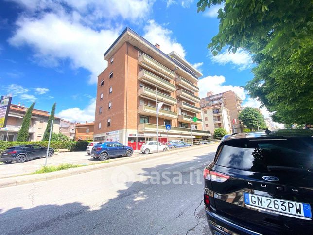 Appartamento in residenziale in Via Giovanni Battista Pergolesi 6
