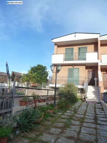 Villetta a schiera in residenziale in Via dei Frassini 4