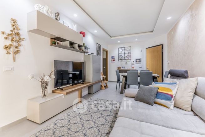 Appartamento in residenziale in Via Marcello Palmisano 88