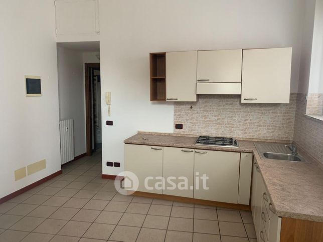 Appartamento in residenziale in Via PINTO