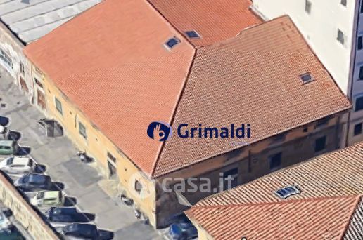 Ufficio in commerciale in Scali delle Pietre 2525