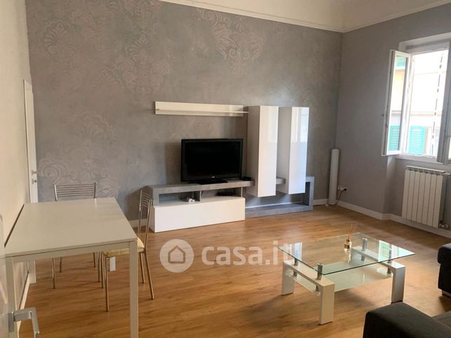 Appartamento in residenziale in Piazza Sant'Ambrogio