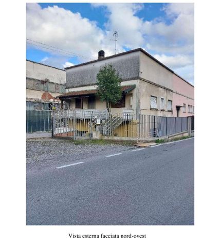 Appartamento in residenziale in Via Alessandro Manzoni 4