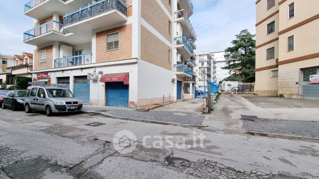 Appartamento in residenziale in Via Enrico Tazzoli 77