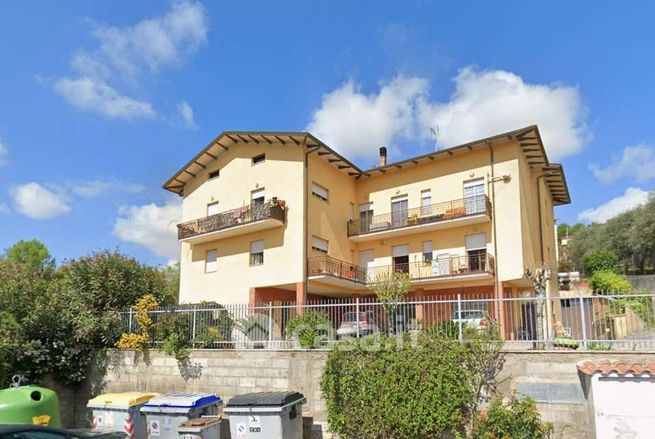 Appartamento in residenziale in Via Bacchilide 16