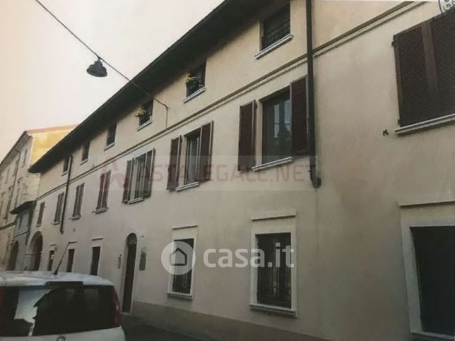 Appartamento in residenziale in Via Bertesi 6