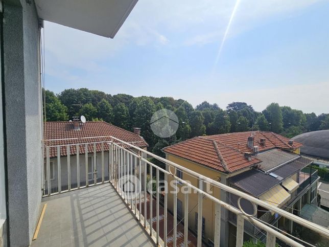 Appartamento in residenziale in Via Levi 3