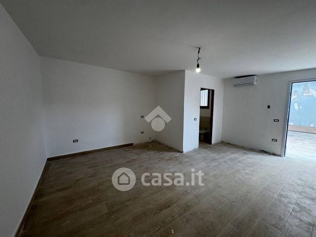 Appartamento in residenziale in Via Benedetto Croce 15