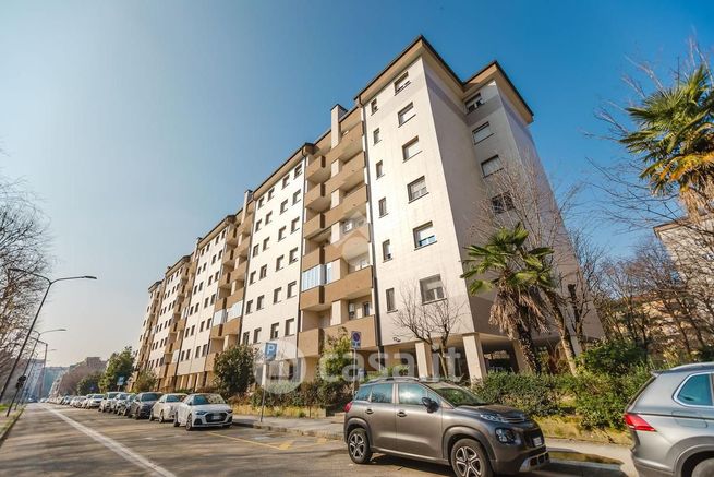 Box/posto auto in residenziale in Via Privata Raffaello Giolli 11
