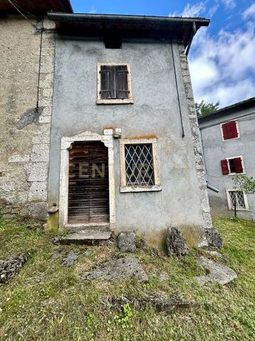 Rustico/casale in residenziale in Piazza Vittorio Emanuele