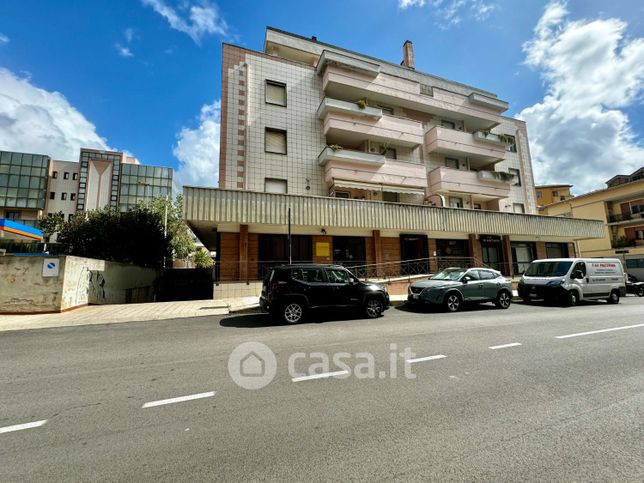 Garage/posto auto in residenziale in Via Salvatore Coradduzza 16