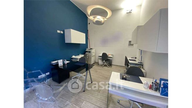 Ufficio in commerciale in Viale Bacchiglione 2