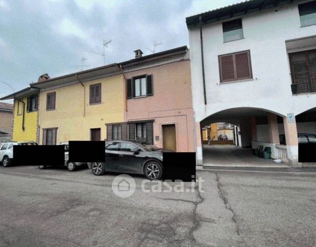 Appartamento in residenziale in Via Mira Carlo 32