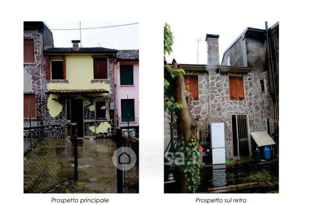 Garage/posto auto in residenziale in Via Sabbioni 10