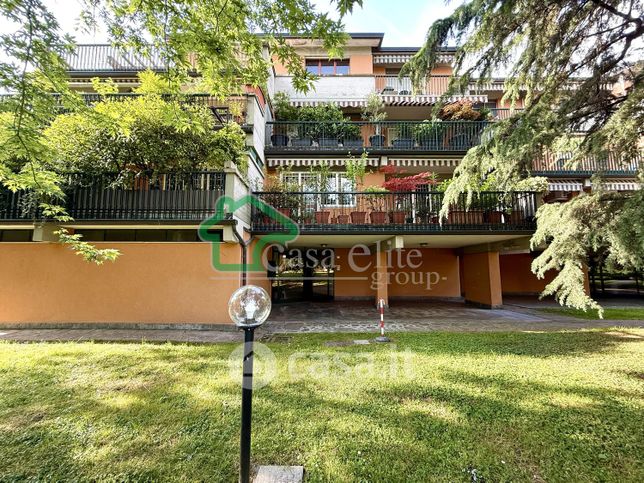 Attico/mansarda in residenziale in Via Gerolamo Cavanna