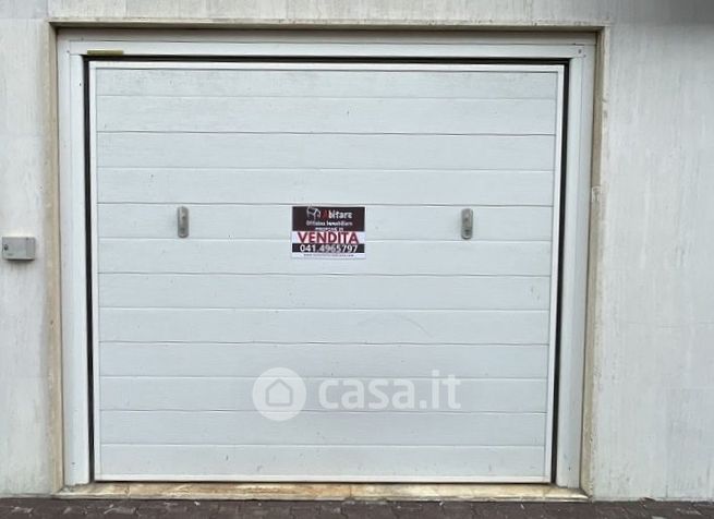 Box/posto auto in residenziale in Via Don Eugenio Bellemo