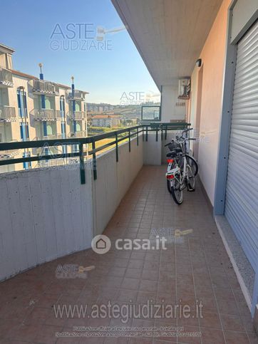 Appartamento in residenziale in Piazza Caduti di Nassirya 1