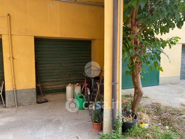 Garage/posto auto in residenziale in Via Isidoro Capitanio 6