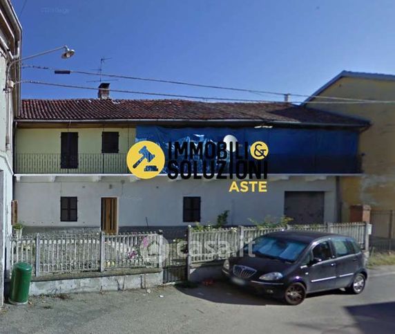 Appartamento in residenziale in Via Ferrarini 10