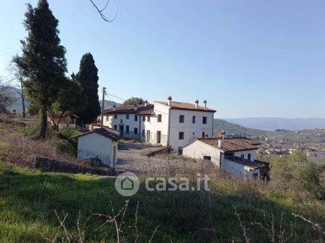 Villa in residenziale in Via Valle 6