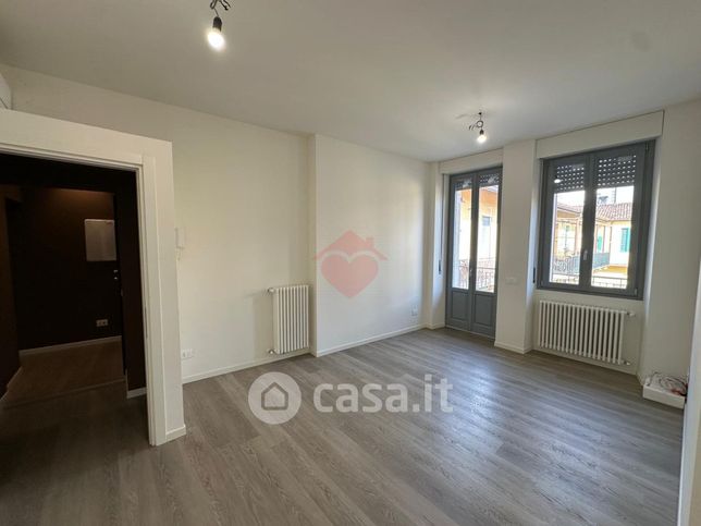 Appartamento in residenziale in Via Serbelloni 2 a