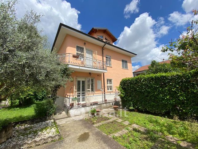 Appartamento in residenziale in Via del Pellerino 9