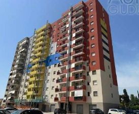 Appartamento in residenziale in Via Lago di Pergusa 31