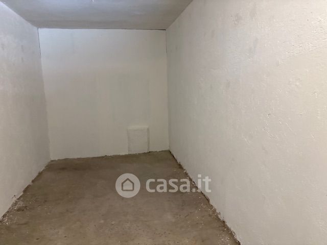 Box/posto auto in residenziale in Via Cornelio Tacito