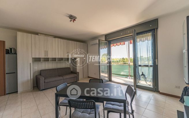 Appartamento in residenziale in Via Costante Girardengo 1