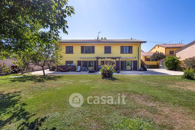 Villa in residenziale in