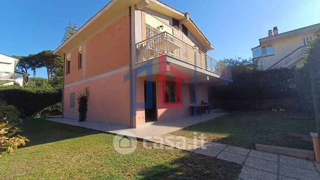 Appartamento in residenziale in Viale Elisabetta