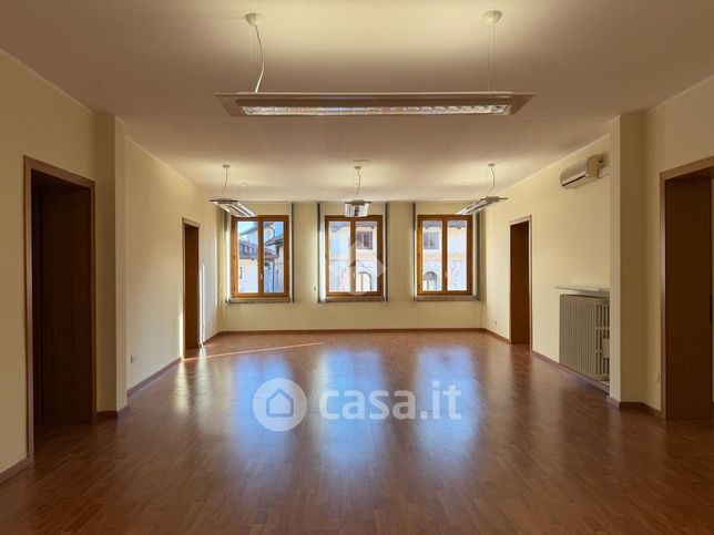 Ufficio in commerciale in Corso Vittorio Emanuele II 56