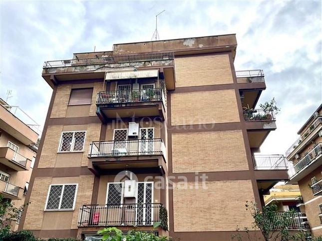 Appartamento in residenziale in Via Isidoro del Lungo