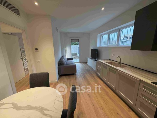 Appartamento in residenziale in Via Meregino