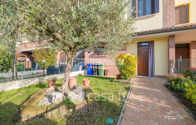 Villetta a schiera in residenziale in Via Giotto
