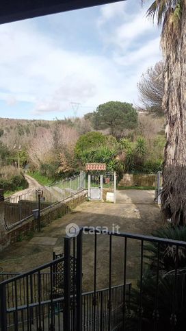 Villetta a schiera in residenziale in Via Cofanara 100