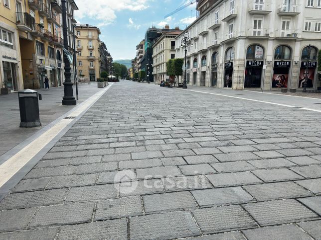 Box/posto auto in residenziale in Corso Europa
