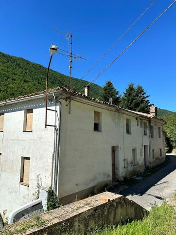 Casa indipendente in residenziale in Sasso marozzo