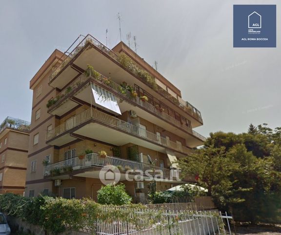 Appartamento in residenziale in Via Augusto Tebaldi 19