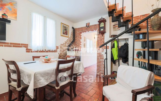 Casa indipendente in residenziale in Via Cà Andrino