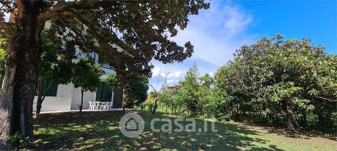 Appartamento in residenziale in Via Litoranea