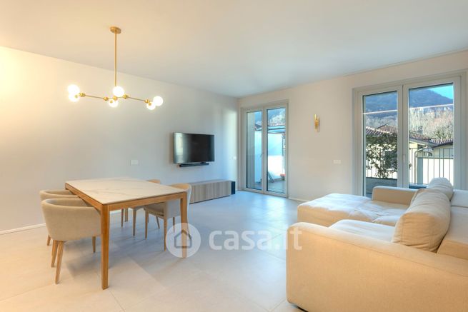Appartamento in residenziale in Via Aspromonte 30