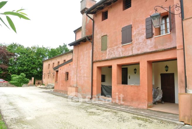 Appartamento in residenziale in Via Schiavonia